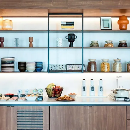 By Marriott 4* 海牙