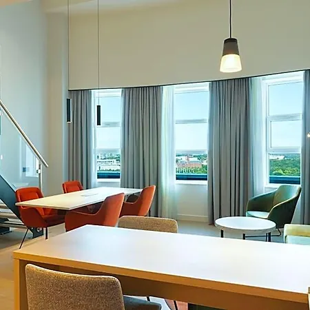 By Marriott 4*