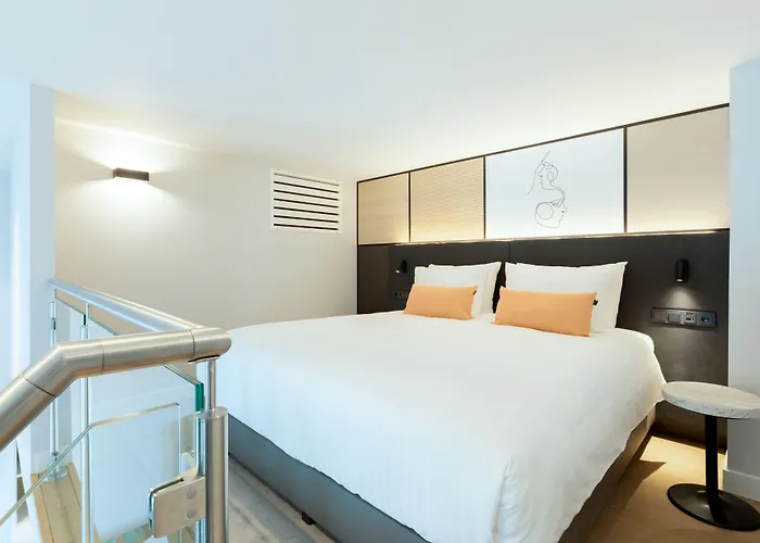 Hotel By Marriott Haag